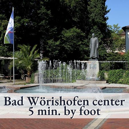 Sehr gemütliche Ferienwohnung in bester Lage mit großem Sonnenbalkon l Innenstadtnähe l 1 Minute zum Bahnhof l Küche l TV l Free-WLAN l Willkommen im Hallo!-Apartment 8 Bad Wörishofen Exterior foto