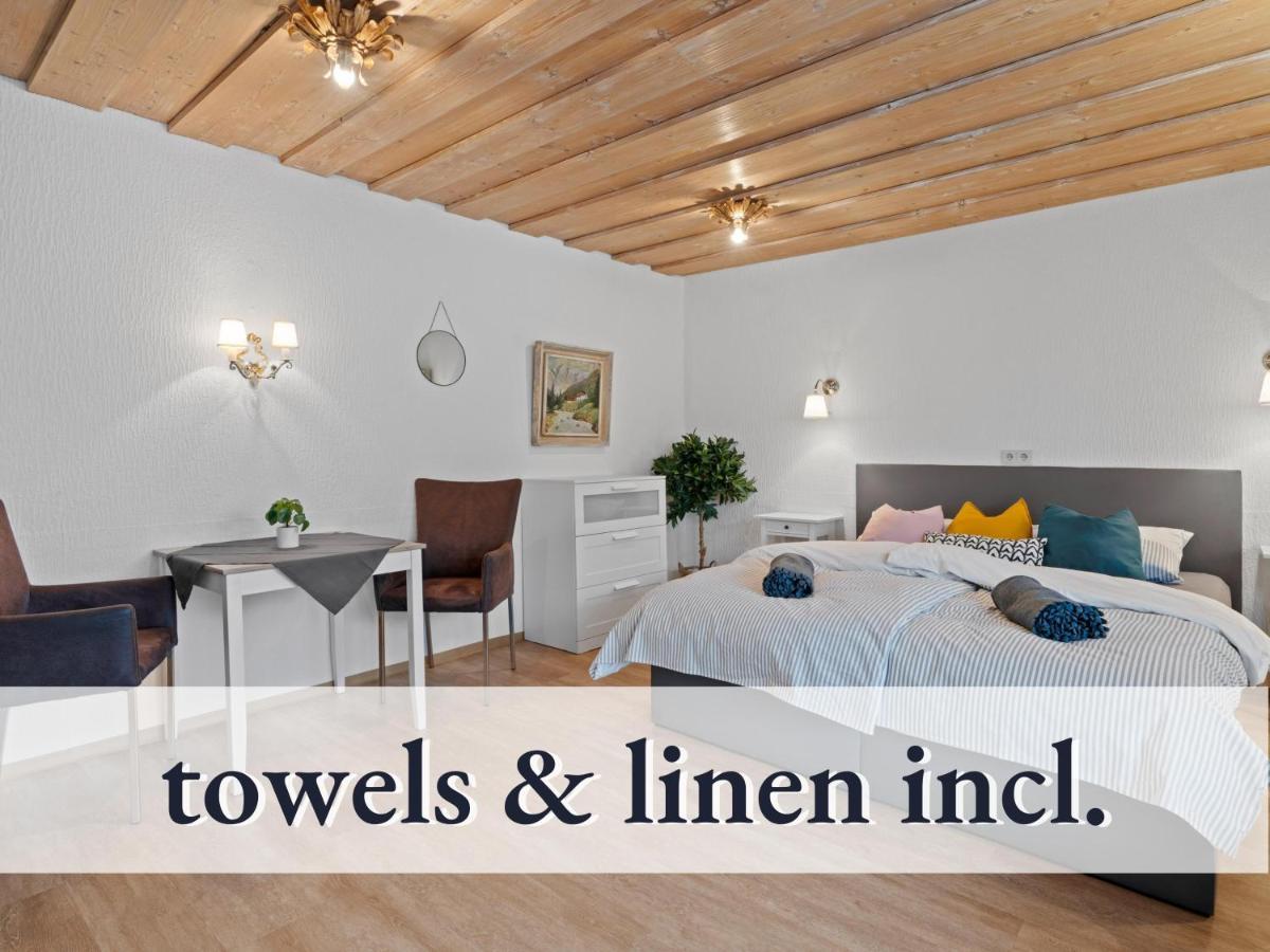 Sehr gemütliche Ferienwohnung in bester Lage mit großem Sonnenbalkon l Innenstadtnähe l 1 Minute zum Bahnhof l Küche l TV l Free-WLAN l Willkommen im Hallo!-Apartment 8 Bad Wörishofen Exterior foto